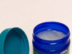 Vicks VapoRub: 11 verrassende toepassingen die je waarschijnlijk nog niet kent